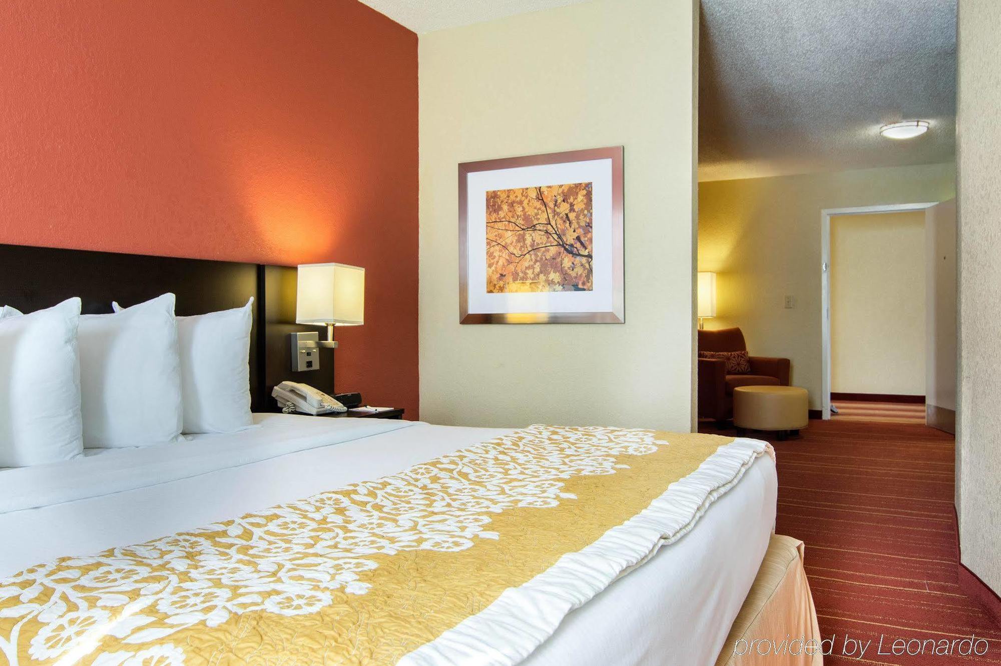 Quality Inn Phenix City Columbus Exterior photo